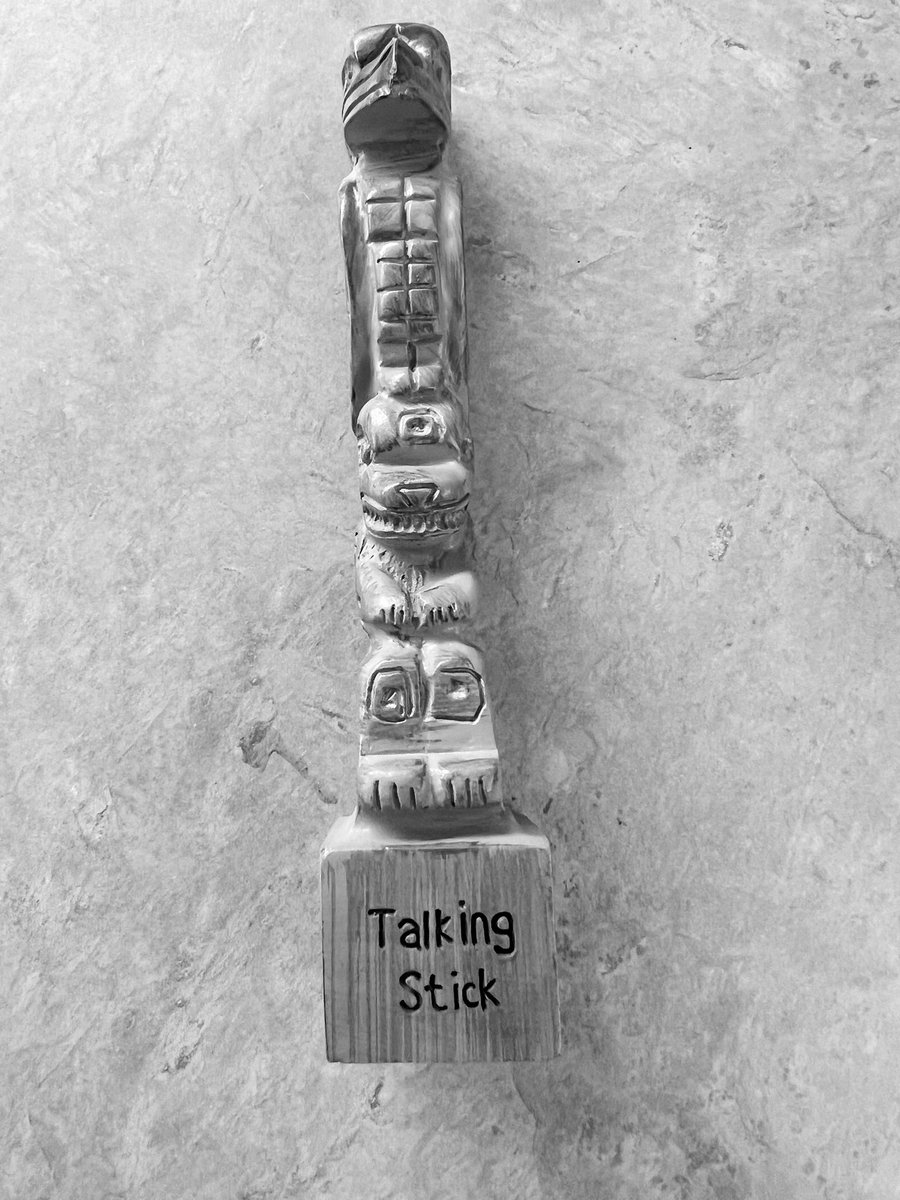 ferronesartroom's tweet image. Sharing our favorite colors and reasons why in the Art room @HowellMemorial 🧡 #restorativepractices #elementaryart #Tennesseevolunteers