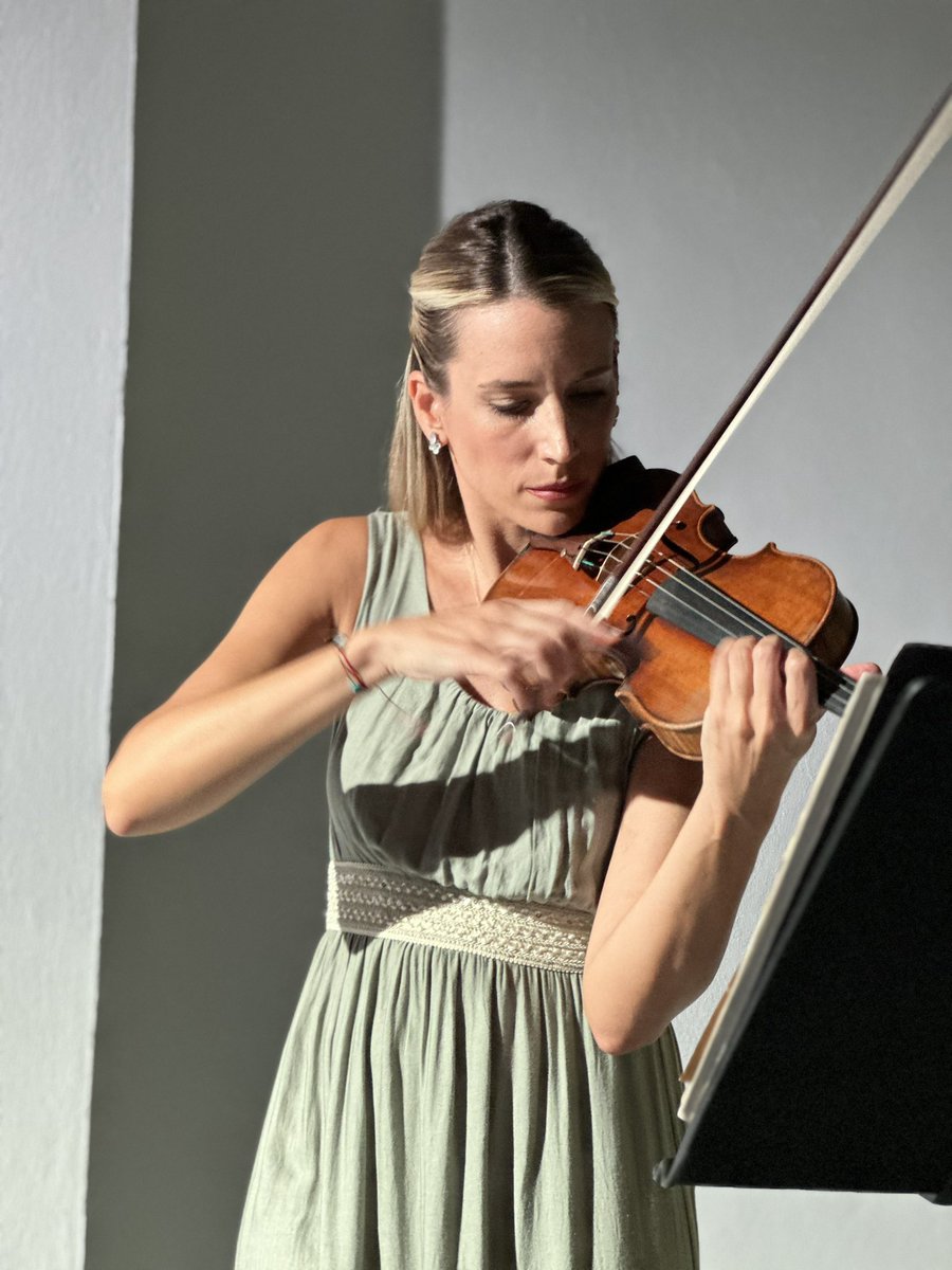 İstanbul Devlet Senfoni Başkemancısı <a href="/ozgecangunoz/">Özgecan Günöz</a> ‘ün <a href="/MuzeGazhane/">Müze Gazhane</a> ‘deki Müzede Akustik Serisi anlatımlı keman resitali 🎻 #istanbul