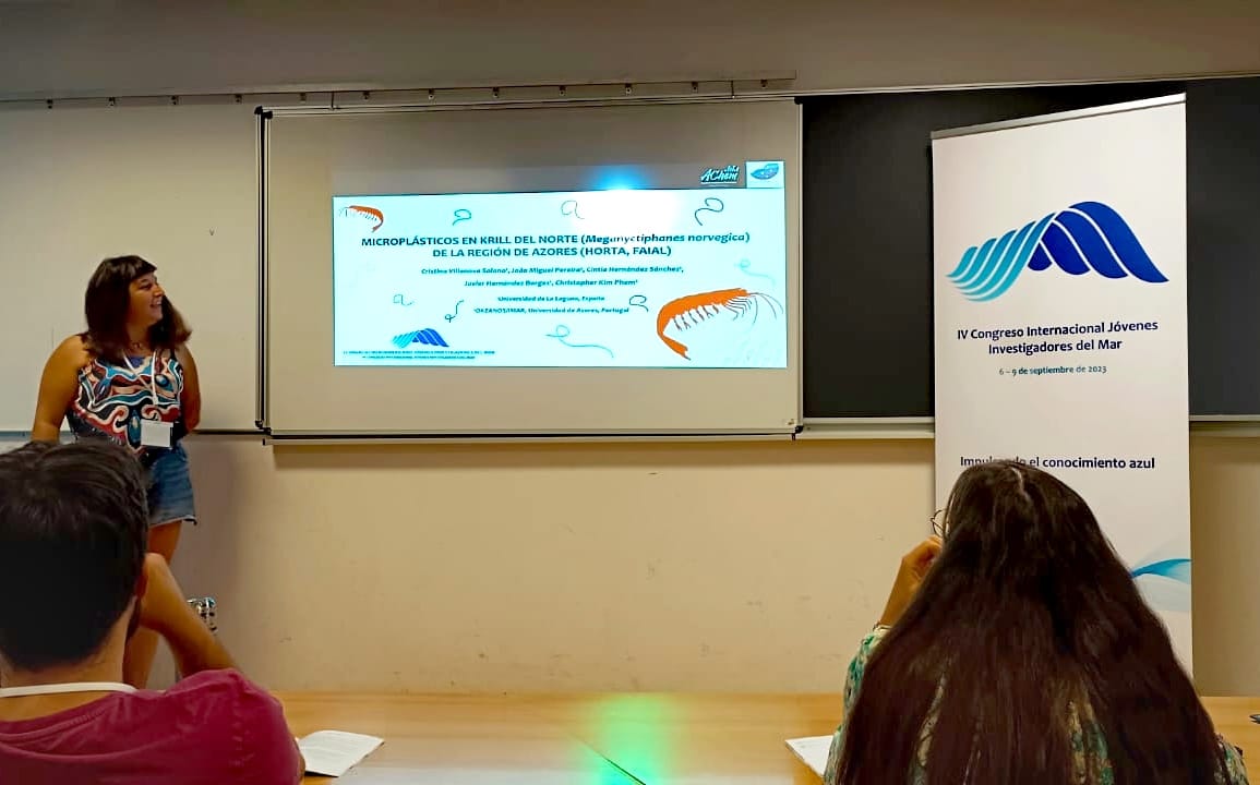 AchemGroup's tweet photo. Here's the update!! Congratulations to all of them for their hard work, and also Gloria Navalón, former Master Degree student of @AchemGroup, who has also participated presenting her final master degree project. #microplastics, #pyroplastics, #krill, #holothuria https://t.co/i3y7b1HjZv