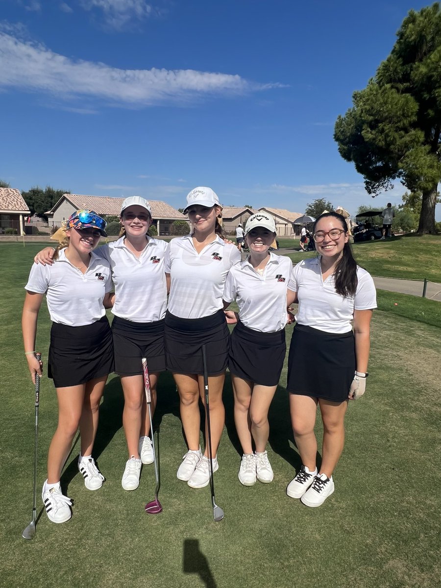 Girls Golf representing Red Mountain at the Copper Classic Golf Tournament!