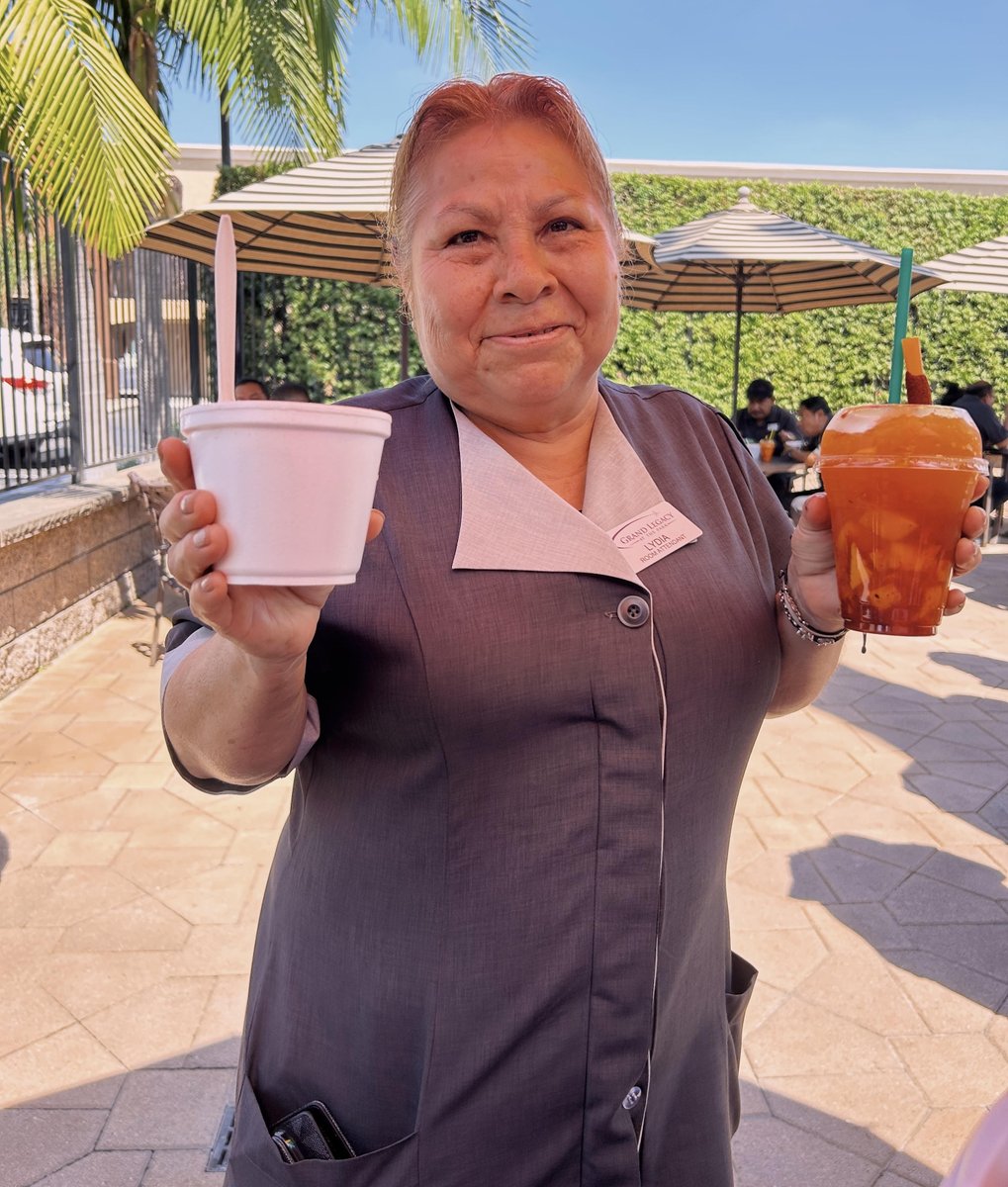 GrandLegacyATP's tweet photo. A big shoutout to our housekeeping superheroes! We want to express our deepest gratitude to our hardworking housekeeping staff! Your efforts make our guests' experiences unforgettable💜 #housekeepingappreciationweek
#grandlegacyhotel #grandlegacy #employeeapperciation #visitanaheim #Disneyland