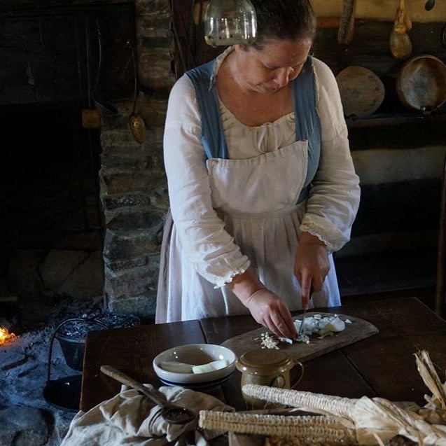 MarionCVB's tweet photo. Looking for a fall getaway? 🍂 Add Pricketts Fort State Park to your must-see list.  https://t.co/MCyrmvNaHG

#mymarionwv #livinghistorymuseum #frontierlife #Explore304 https://t.co/Jnn6Flqxvl