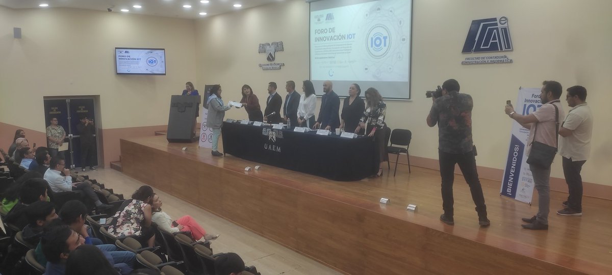 Asociacion IoT tweet media