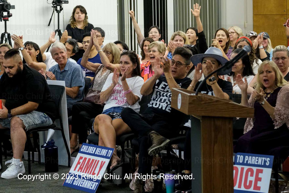 ringochiu's tweet photo. Orange Unified board approves parental notification when a student identifies as transgender. #ousd #trans #transgender #parents #parentsrights #latimes #latimesphotos https://t.co/ZMHx2aXdkW