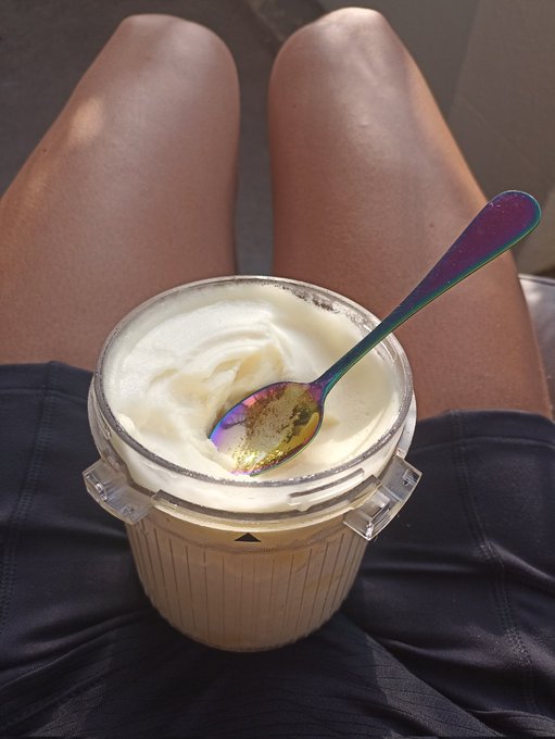 Ninja creami.... omg best thing ever... not just a very expensive blender.. it's actually magic 😍 my<a href="/tag/ninjacreami"class="tags"><span>#ninjacreami</span></a><a href="/tag/pineapplesorbet"class="tags"><span>#pineapplesorbet</span></a>