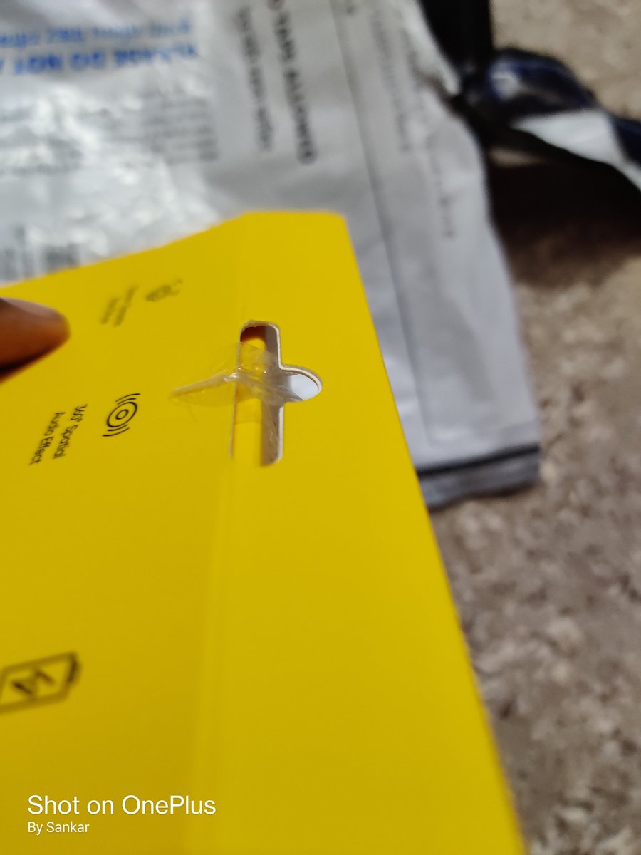 CodeNDrive's tweet photo. Hello @amazonIN
Have ordered a headset a couple of days back and it got delivered today. And surprised to see the product package is damaged seal is broken 😕 and outside cover is clean 🧐
Quality control went on toss?
#PoorDelivery https://t.co/ZbhNmlcNbu