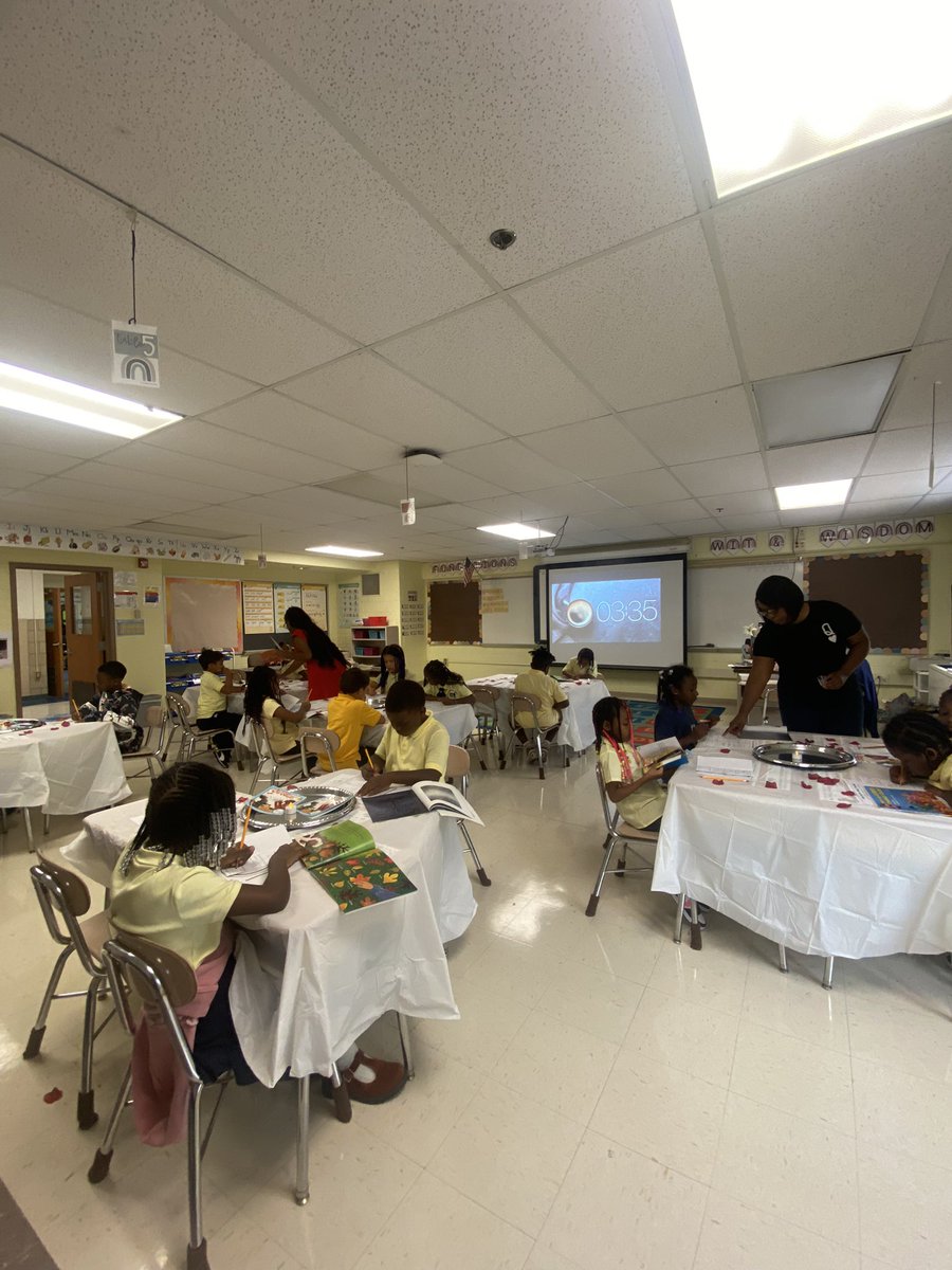 Today in second grade…we are tasting books! #literacy #secondgrade #experience007 @BaltCitySchools