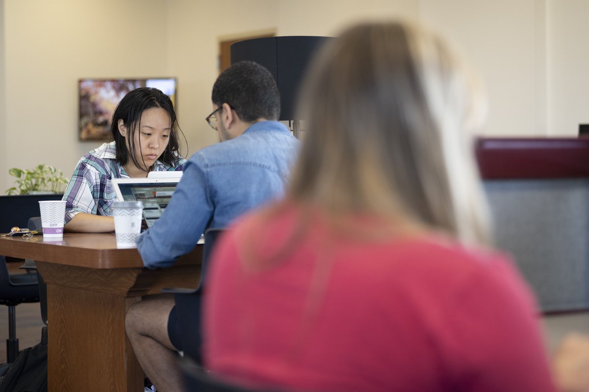 Came for the coffee, stayed for the community. 

Make connections to fellow grad students and meet with graduate-level research, writing and teaching experts (in-person and online).

🎟️Fridays on Fourth 
⏰10 a.m. - 2 p.m.
📍Watson Library 

📝 lib.ku.edu/fridays-on-fou…