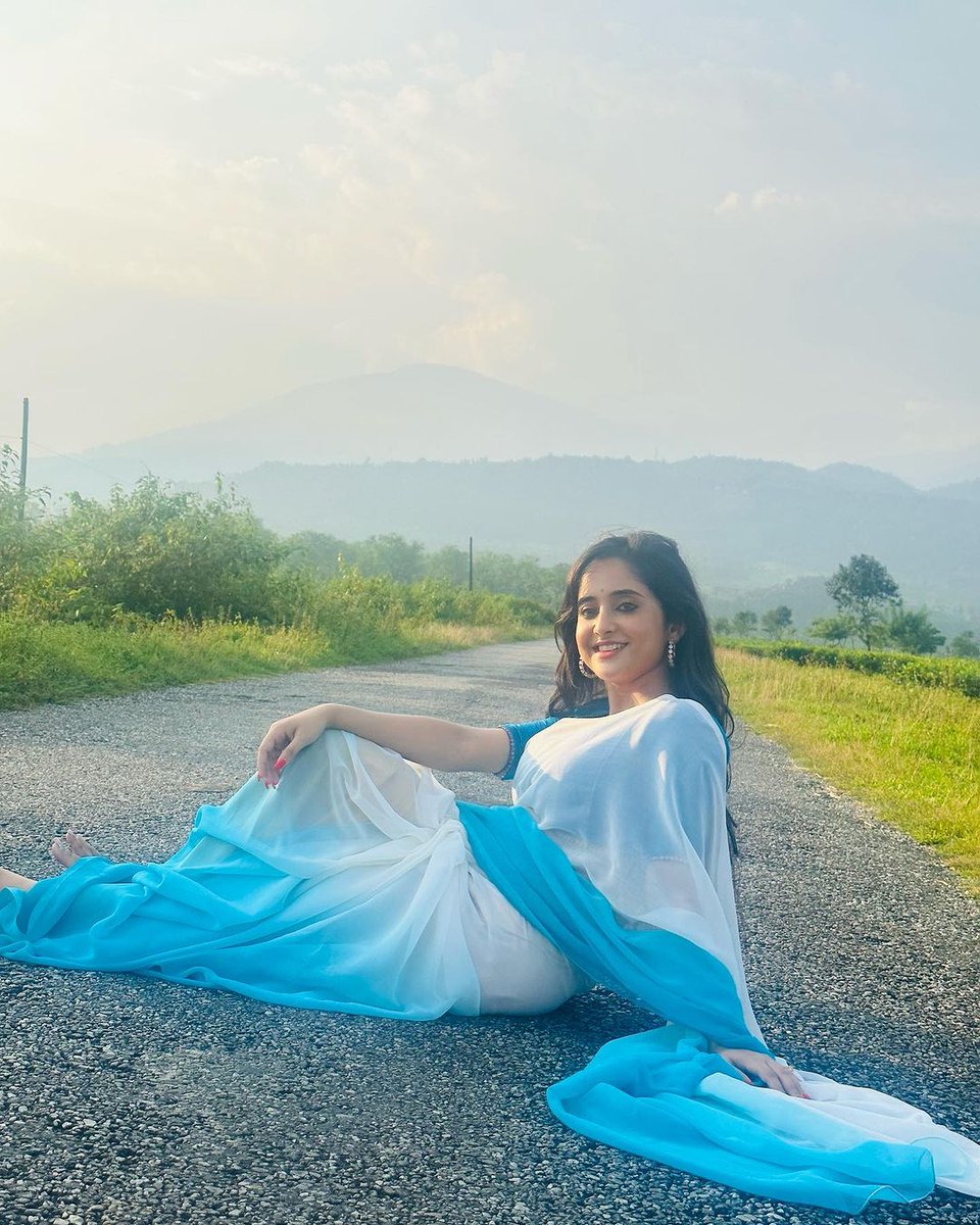 Filmy Network tweet media