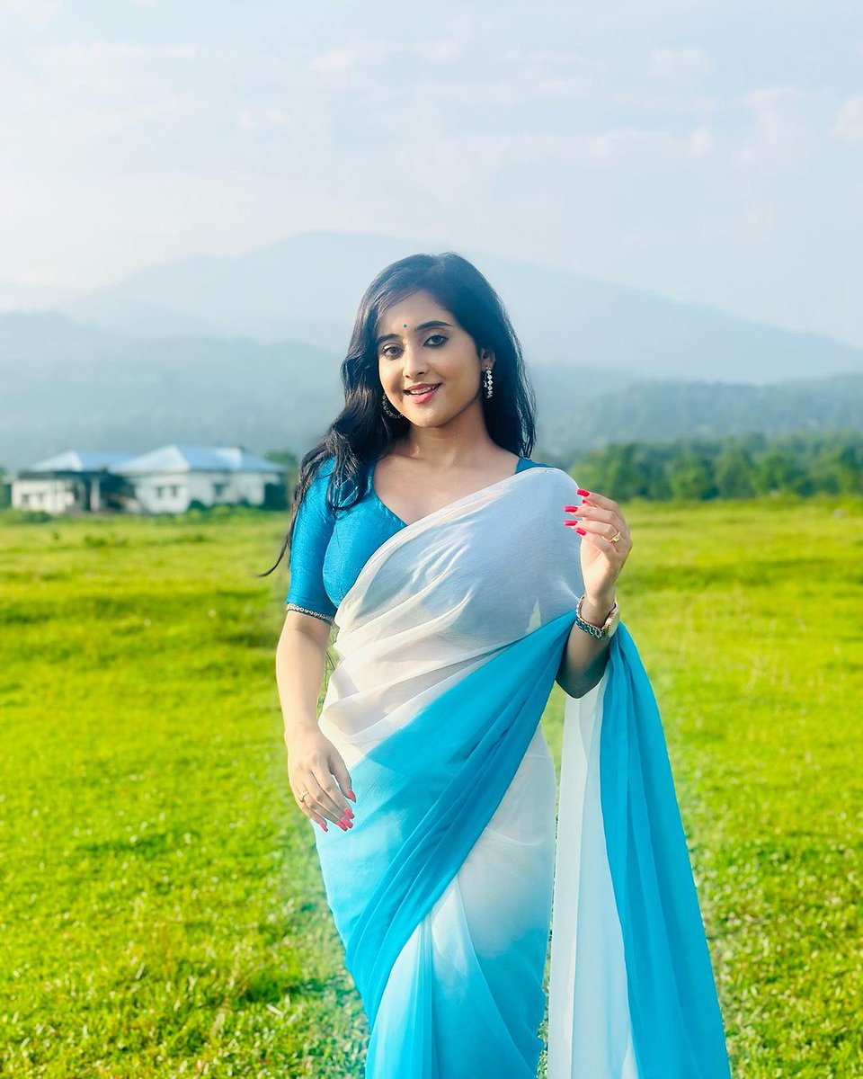 Filmy Network tweet media