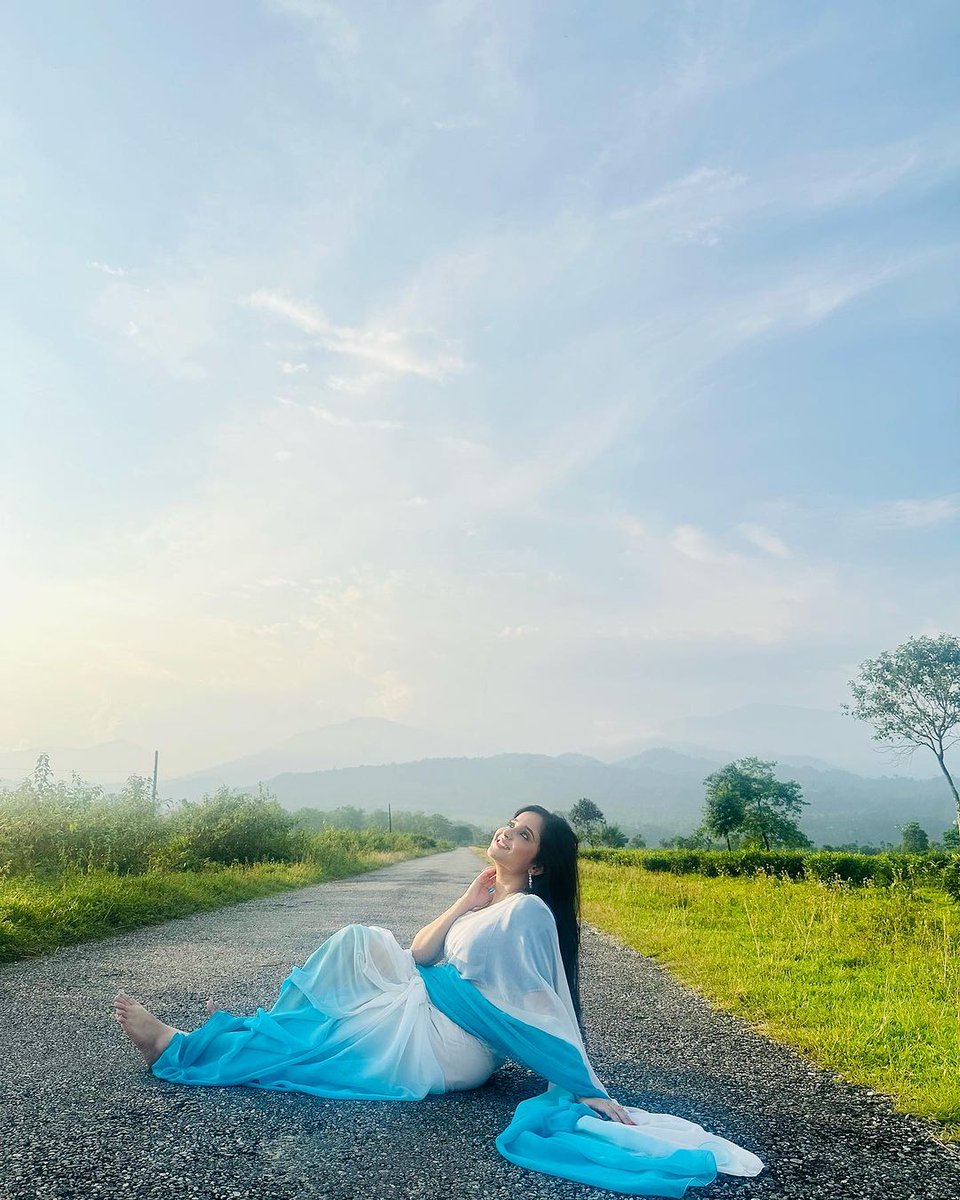 Filmy Network tweet media