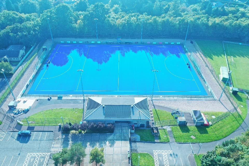 No we've not installed a swimming pool! Fantastic aerial shot of our new blue pitch.
📸 <a href="/GlennM_17/">Glenn Marshall</a>
#new #blue #sports #hockey #banbridge #utb #carbonneutral #green #bluebutgreen