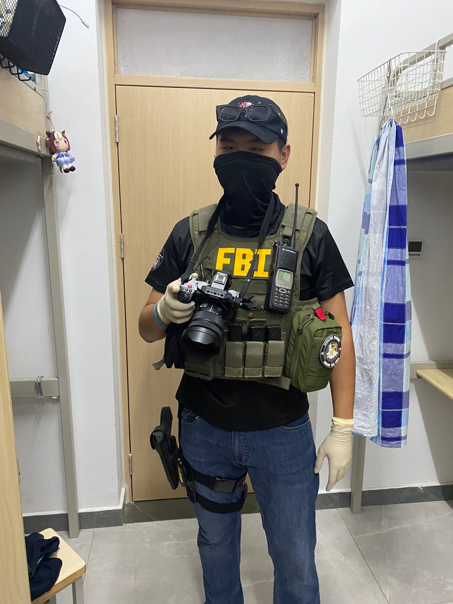 FederalWeekHG's tweet image. fbi agent