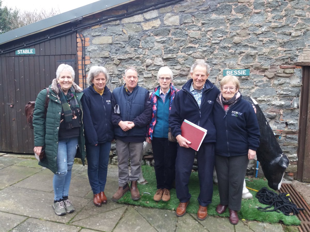 Our volunteers are very much looking forward to @UskShow tomorrow. They will be based at the Monmouthshire Rural Support Trailer. A huge thanks to everyone and it's good to collaborate for the benefit of farming families.
#farminghelp