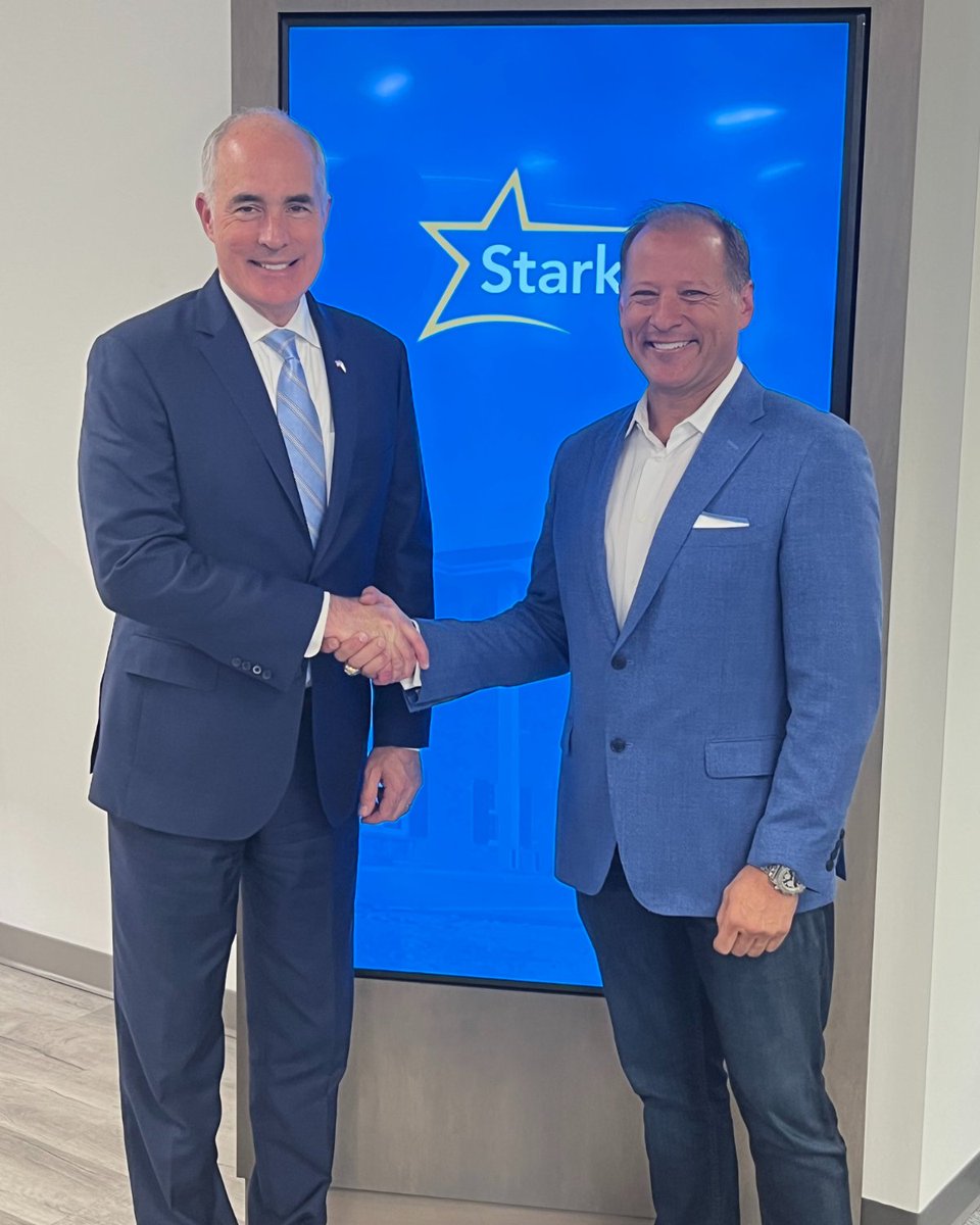 Recently welcomed Pennsylvania @SenBobCasey to @starkeyhearing’s HQ in Minnesota.

As part of the Senate Committee on Aging, Sen. Casey knows the impact hearing health care and today’s technology have on the lives of millions of Americans.

#HealthyAgingMonth
#HearingHealth