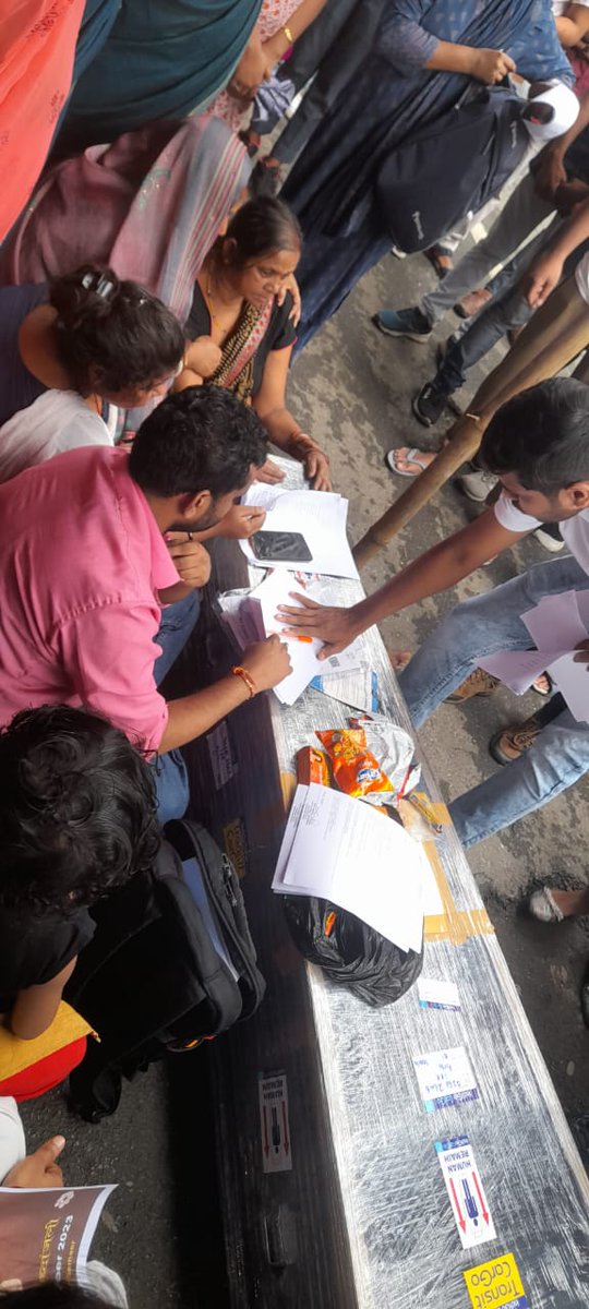 AnkitKu08596247's tweet photo. An appeal
For all of Indians

Assistant professor of department of criminology karunya institute of technology in tamil.
was brutally killed in this institute the Tamilnadu police didn't work properly not proper investigation.
#cbiforsameer
#justiceforsameer 
#cbiinvestigation https://t.co/jlrGqxngcl