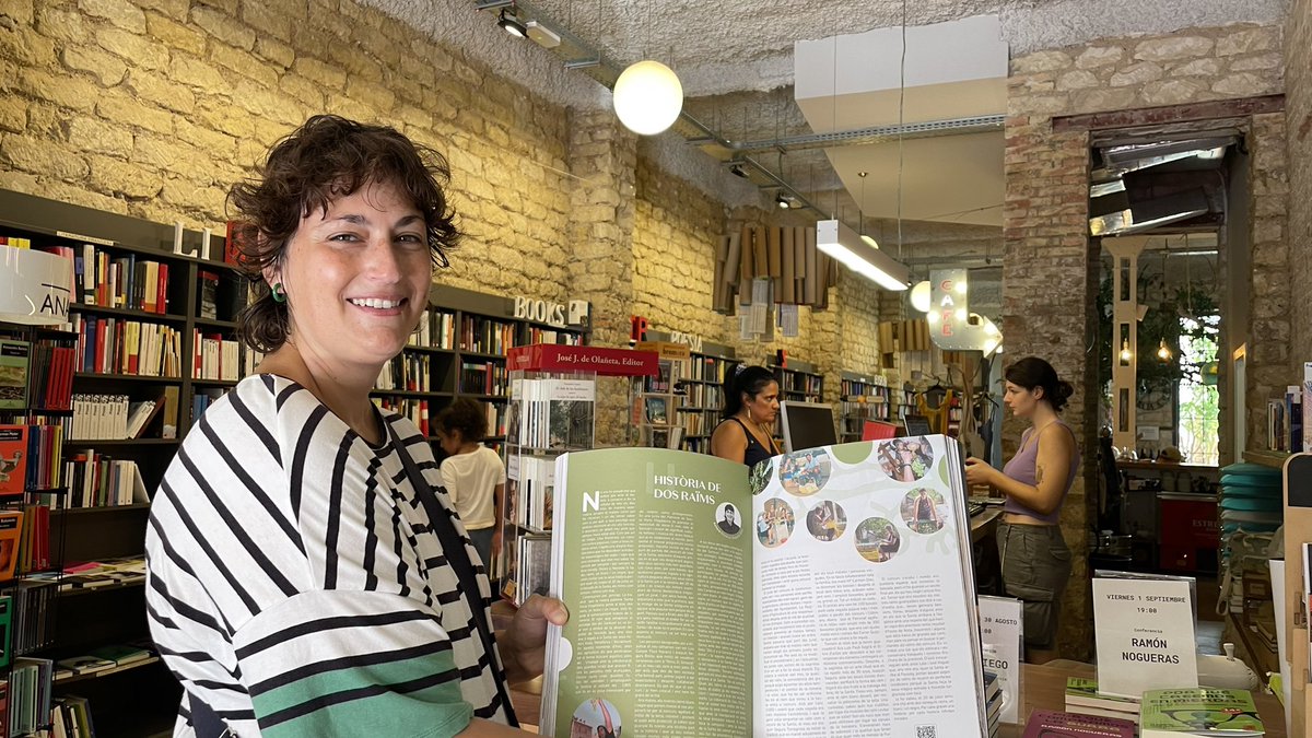 🎈Inspira/ Vos deixem el cap de setmana amb una proposta que ens emociona molt. En <a href="/pynchonCo/">Librería Pynchon&Co</a> podeu aconseguir un exemplar de la revista Betània de #Novelda. 
Volem contar-vos amb orgull que la nostra Directora Creativa, Mentxu asegura, participa amb capítol Història de dos raïms