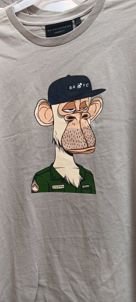 TooColdfv's tweet photo. Bruh they sell nfts at Walmart now https://t.co/xjyC3LrPzt