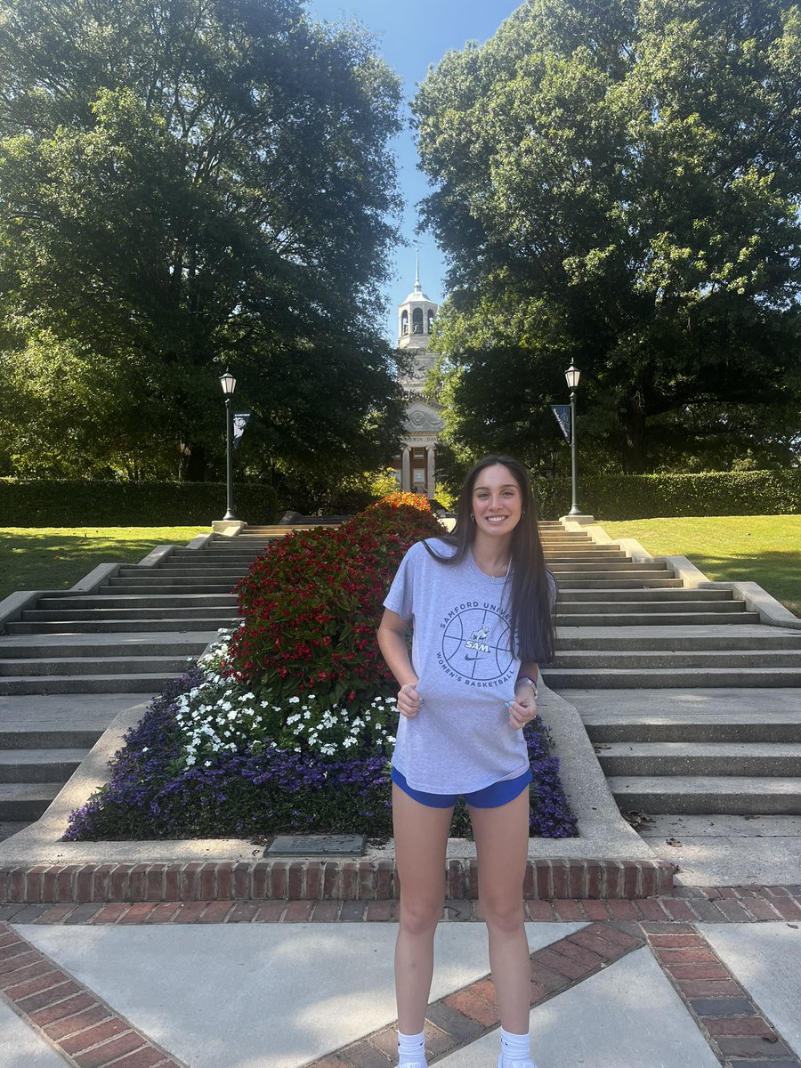 Had a great visit with <a href="/SamfordWBB/">Samford Women's Basketball</a> last week! Thank you to all the coaches and players for showing us a good time!! <a href="/CoachKuhns/">Carley Kuhns</a> <a href="/CoachMattWise/">Matt Wise</a> <a href="/12Higgins/">Sally Higgins</a> <a href="/Charity_Brown12/">Charity Brown</a> 💙❤️