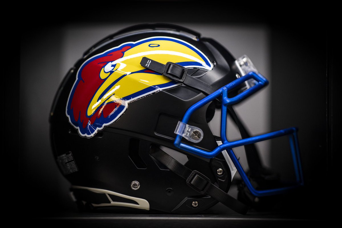 KU_Football's tweet photo. Perfection. ⚫️🔥 https://t.co/YxeYW6MzXR