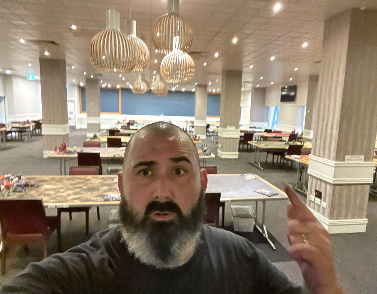 oldtownthrowdo1's tweet photo. @AoSCoach showing a picture of his venue compared to @MegensTom showing a picture of his venue. #iamthemaincharacter https://t.co/Q2jeTN09nN
