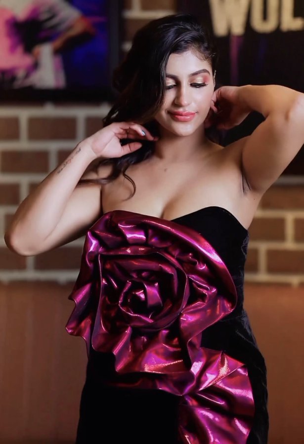 F5hUwnVXAAAbxCX?format=jpg&name=900x900