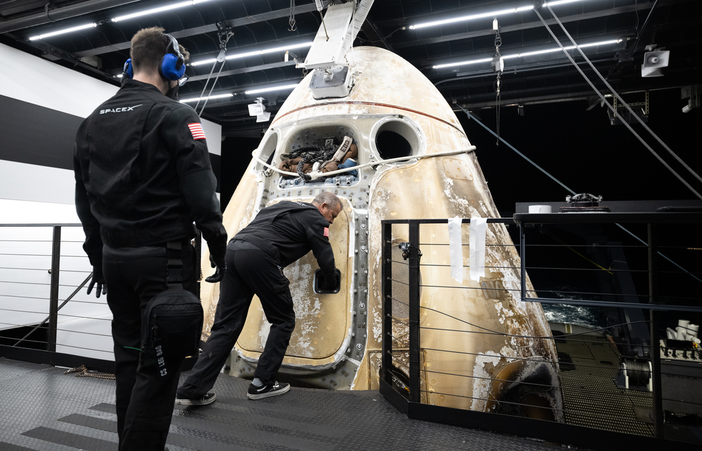 Opening the Hatch: Crew-6 Splashdown via NASA ift.tt/TcMaBg3