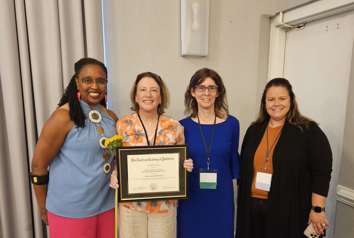 Congrats Dr. Katie Lowry as 2023 recipient of Tayloe Community Service Award!