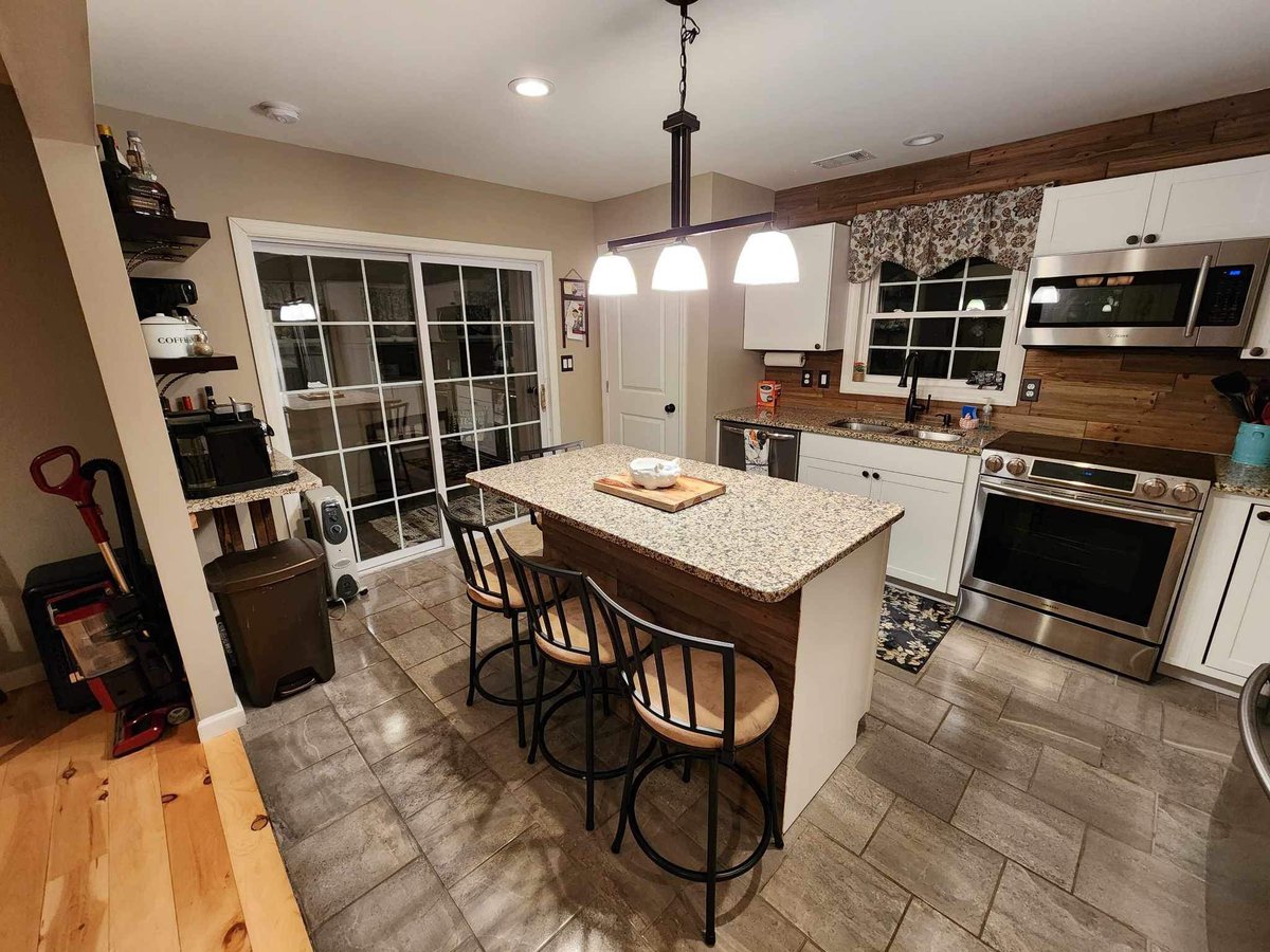 ScrantonCleaner's tweet image. 🧽You can rest assured that your appliances will receive TLC from Scranton Cleaners!🚰

🔎Our team doesn’t skip over the small things other cleaners typically do. Attention to detail is who we are!🥽

📩 DM us now to schedule your FREE personalized consultation and quote! ✉️