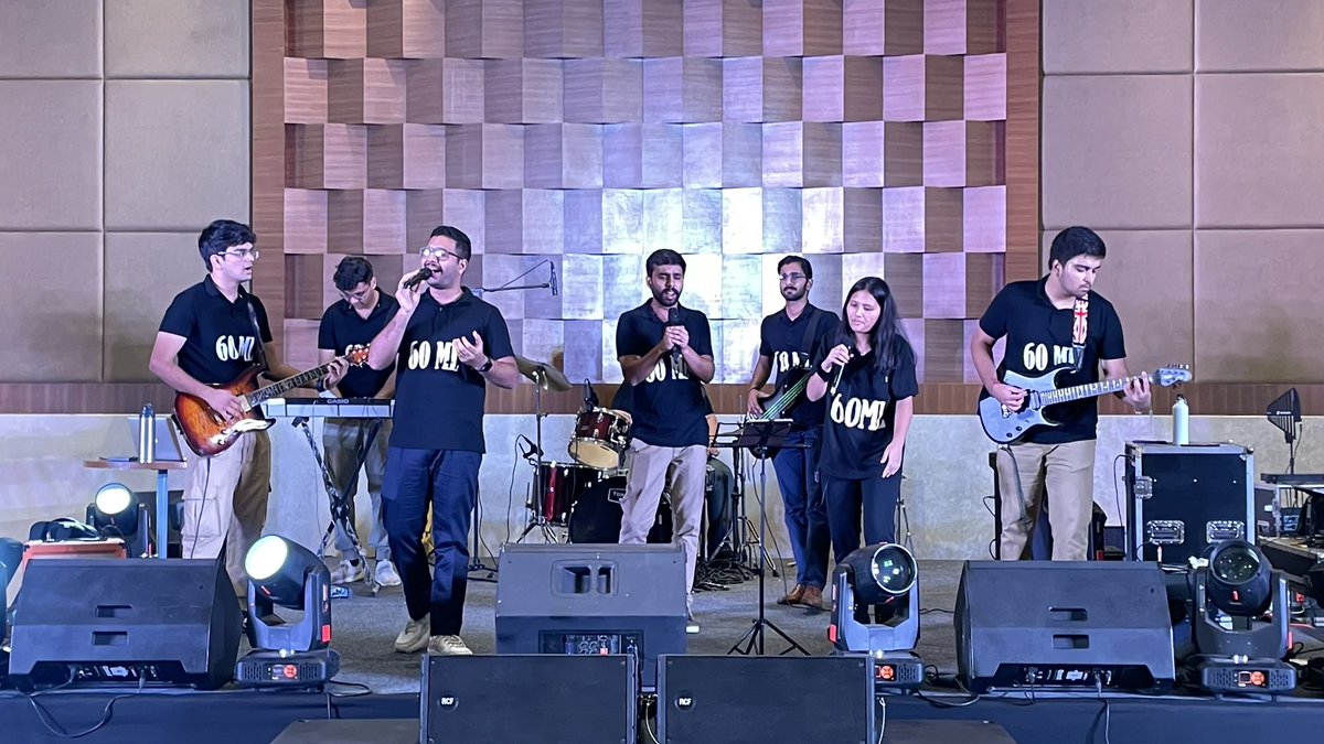 Dr. Sanjay D'Cruz tweet media