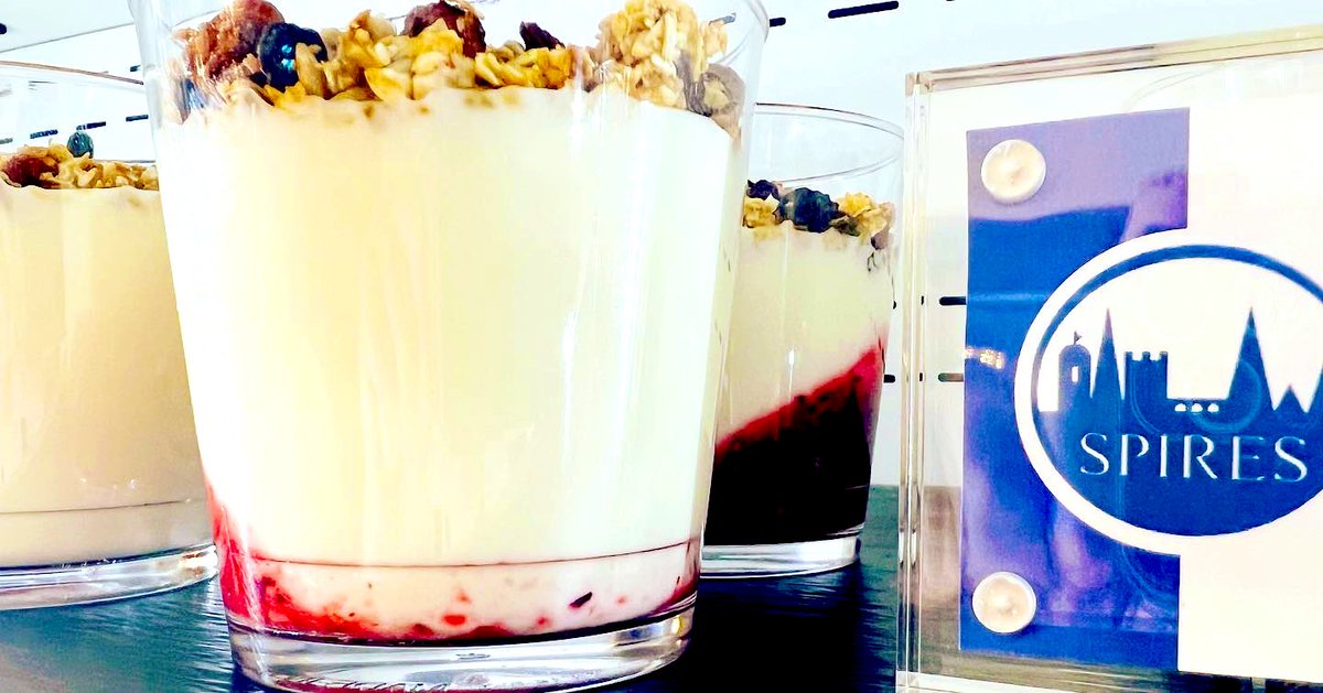 JPHolroyd's tweet image. We are balling! @SpedeNews dining and 6th form cafe! Great work in a very busy busy week, well done all!! Thank you 😊 @HolroydHowe @DamianBlake4 @chefbenji64 @pammybabe68 @ChefSi71 @Josephmbryan @DanielCollier84