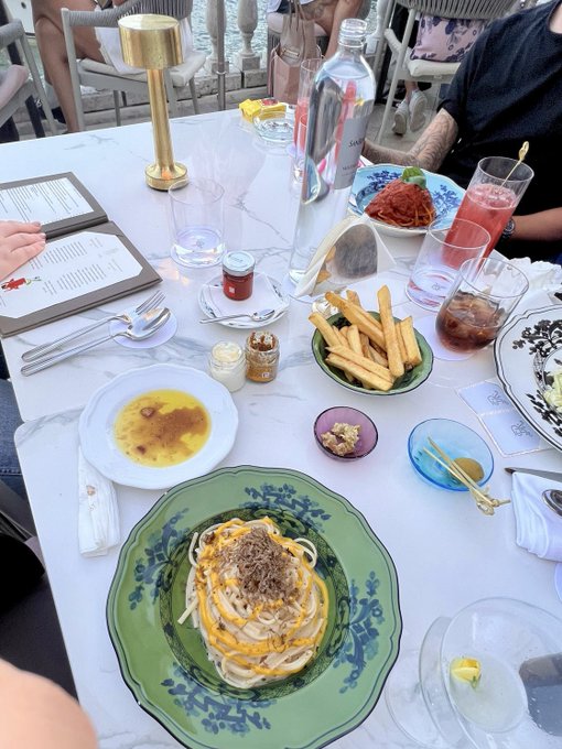 Might never get over the food we had in Venice 🍝 🇮🇹 https://t.co/FMwqDXiP5U<a href="/tag/thornedynasty"class="tags"><span>#thornedynasty</span></a>