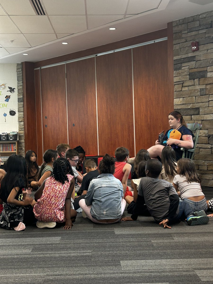 Mrs Schade tweet media