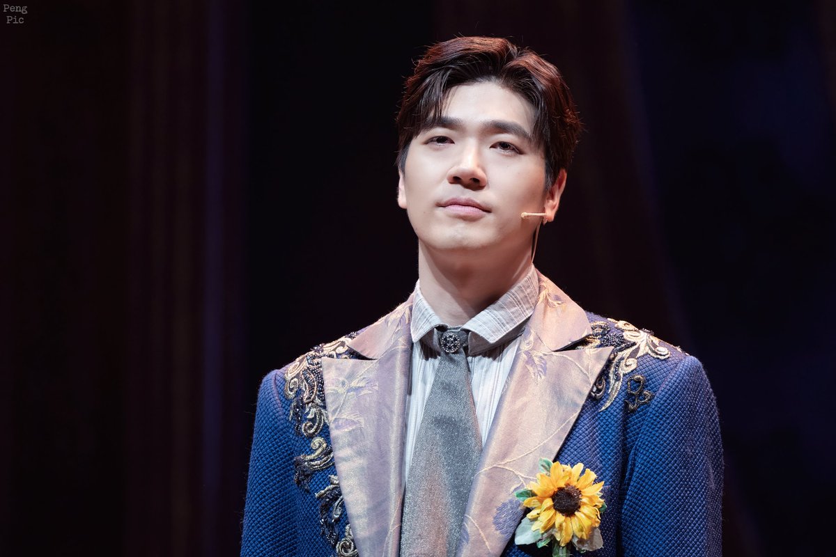 vpdlslapic's tweet photo. 230902 밤 와일드 그레이

오스카 와일드 #정민 배우님 https://t.co/grQZpNxFV8