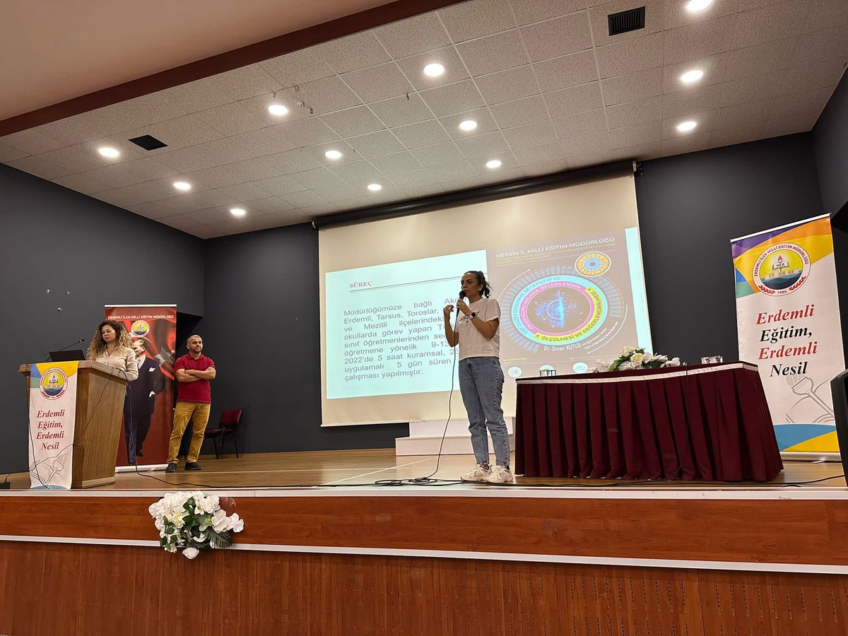 Müdürlüğümüzce  yürütülen Üst Düzey Düşünmeye Dayalı Okuma Başarısının Artırılması çalışmalarını @Erdemli_MEB okullarının 3. sınıf düzeyinde yaygınlaştırıyoruz. Çalışmaya yeni katılan öğretmenlerimize teşekkür ederiz. Öğrencilerimiz için çoğalıyoruz. <a href="/AdemKoca46/">Adem Koca</a> <a href="/kutlutekinbas/">Kutlutekin BAŞ</a>