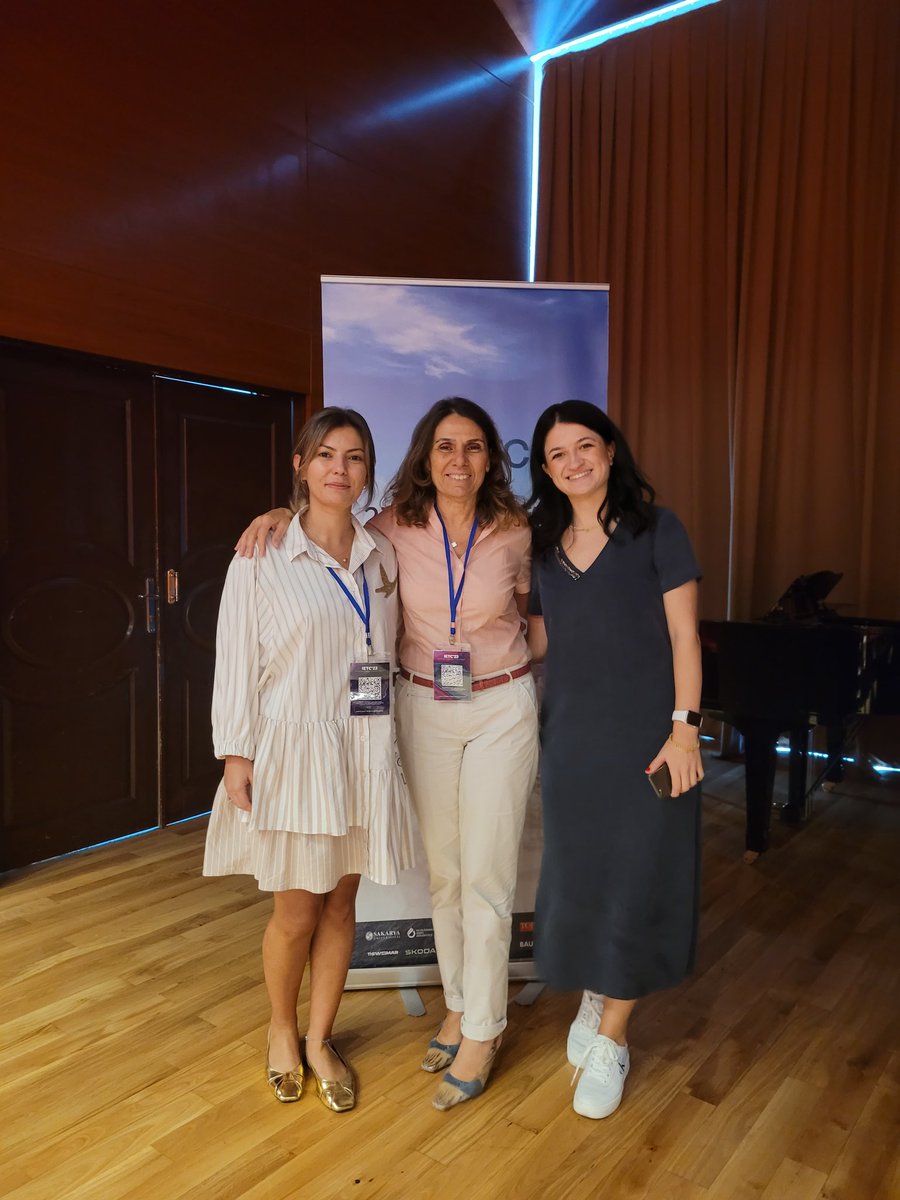 Değerli hocamız Prof. Dr. Feza Orhan'nın danışmanlığında yapmış olduğumuz araştırmalarımızı sunduk.
#ietc23