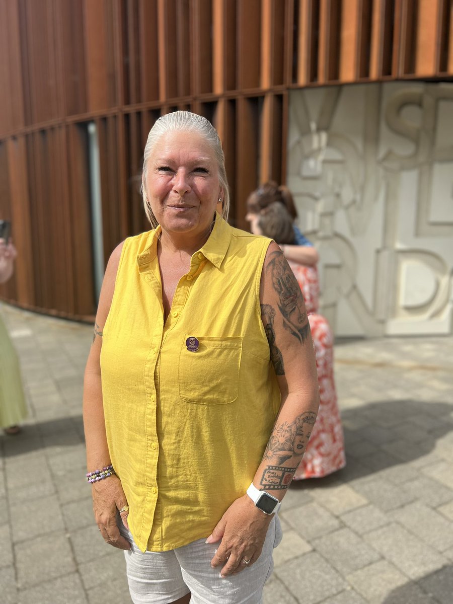 Julia Lake RN (@julake10) on Twitter photo Privilege to meet Michelle who qualified today. Health Care to RN! Sharing the power of a good role model <a href="/KarenCubbon/">Karen Cubbon</a>. A ward manager in the making, that’s for sure! <a href="/hullpj/">Paula Hull</a> @Southern_NHSFT @SHFT_Careers Privilege to meet Michelle who qualified today. Health Care to RN! Sharing the power of a good role model <a href="/KarenCubbon/">Karen Cubbon</a>. A ward manager in the making, that’s for sure! <a href="/hullpj/">Paula Hull</a> @Southern_NHSFT @SHFT_Careers
