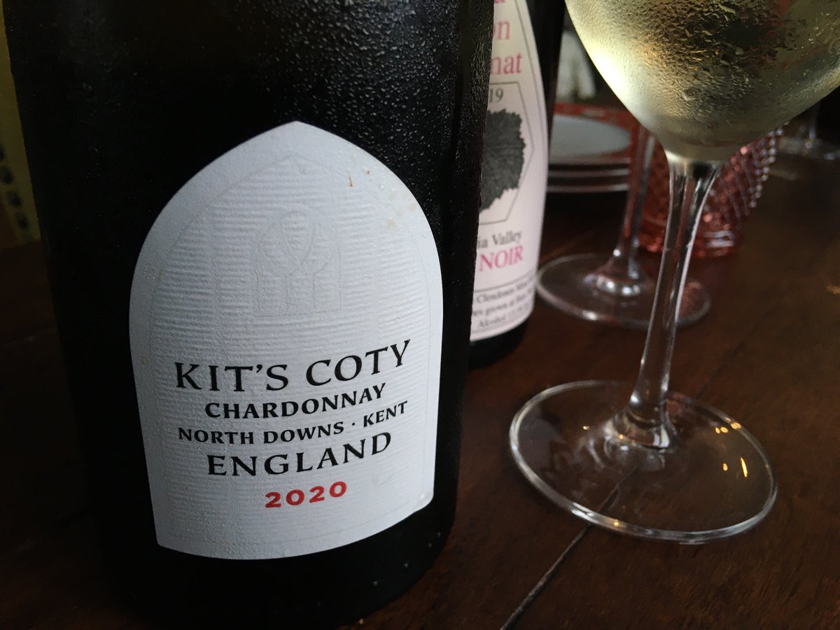 Perfect in the heat - cool as cucumber #Chardonnay #KitsCoty #ChapelDown #Kent #England - taut and impressive #wine