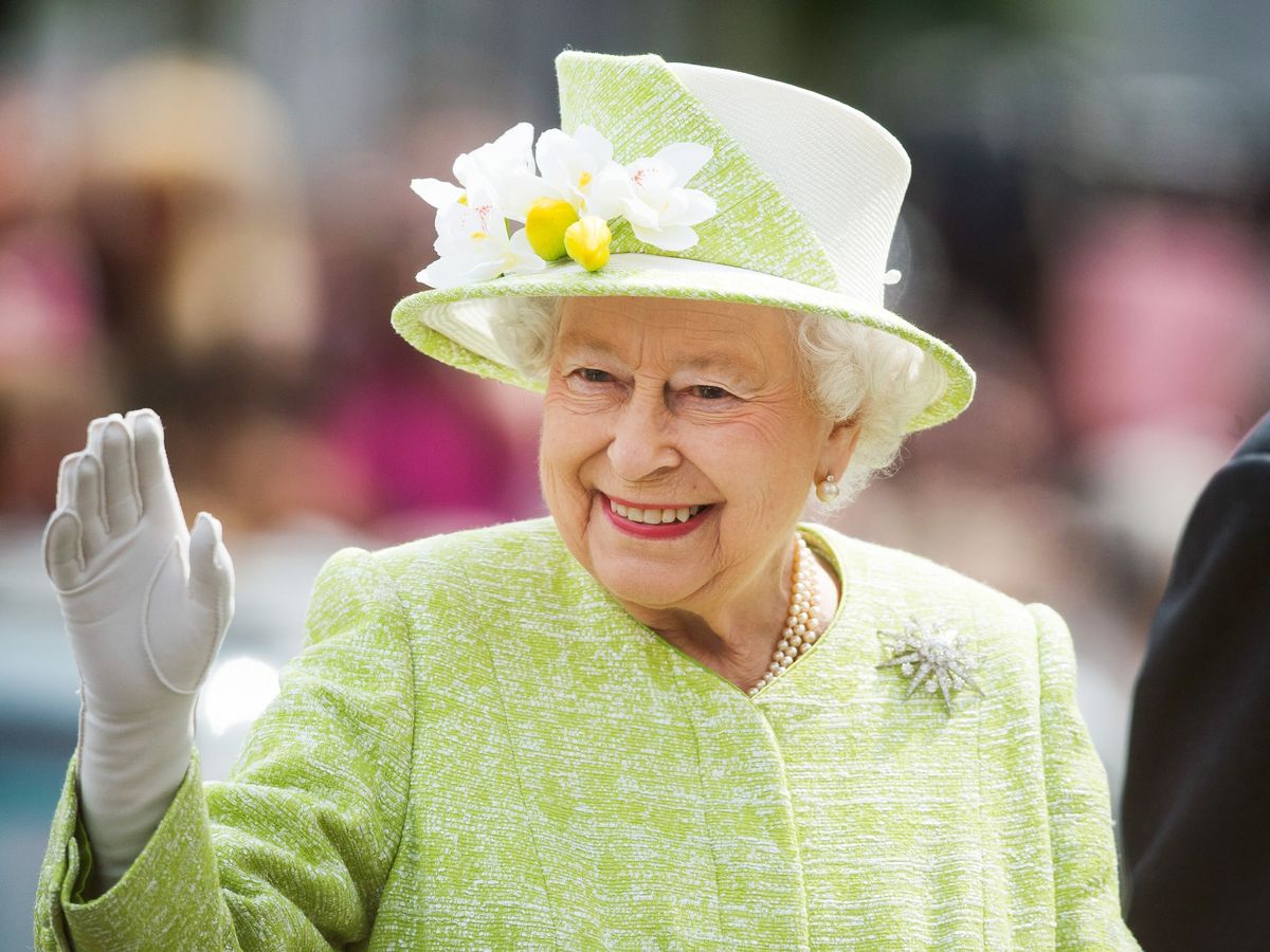 DU_Tories's tweet photo. Today marks exactly one year since Her majesty the Queen passed on. We shall never forget her life of service and compassion. Thank you for everything Elizabeth. https://t.co/DivHCGSV0z