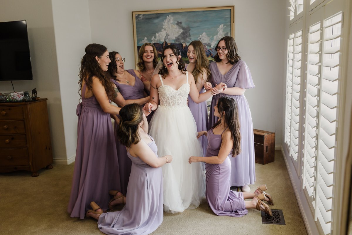 VOX_Photography's tweet photo. Make your wedding day unforgettable with photos that capture the most meaningful moments!  #GettingReady#Bride#Bridesmaids#Photographer#Photography #weddingday https://t.co/s4fldtRM4j