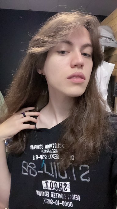 my neck has a lack of bite marks, smh https://t.co/UlZ2s7qEIA