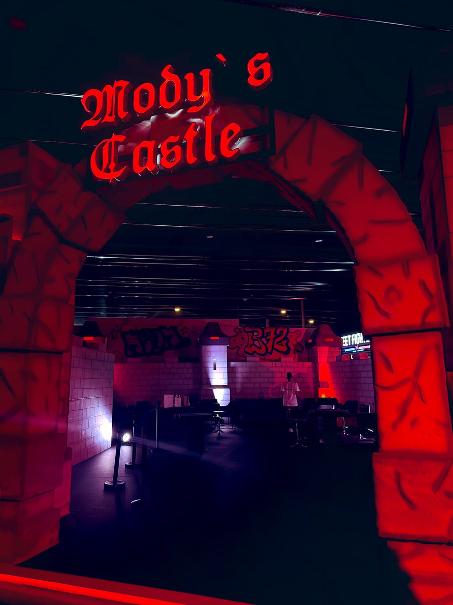 hajrosie's tweet photo. One of the best experiences with my forever team ! 
Gamers8 was so fun, seeing the happy faces everywhere is a real Honor and a big joy! 
I had real fun and pleased to meet each &amp; every one of you ✨✨

I’m sharing with you few memories❤️

#gamers8  #WeArePowr #G8 #SaudiArabia https://t.co/fxSrKI1H8n