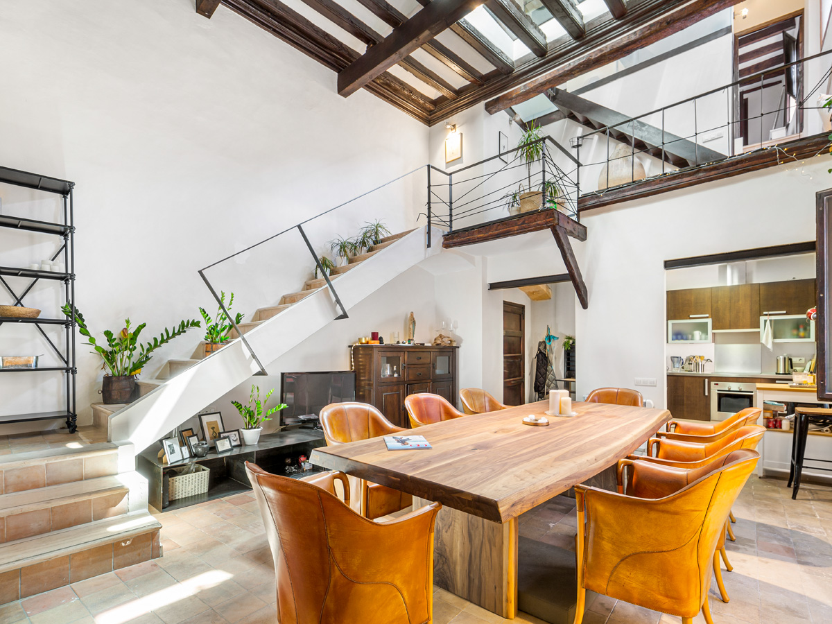 New on the market!
Apartment with private sun terrace in historic palace
🛏️2   🛁2   🏠150㎡

2.800 EUR
See full details: ev-mallorca.com/en/mallorca-pr…

📍#Palma #CascoAntiguo #Mallorca #Palma #RealEstate #Immobilien