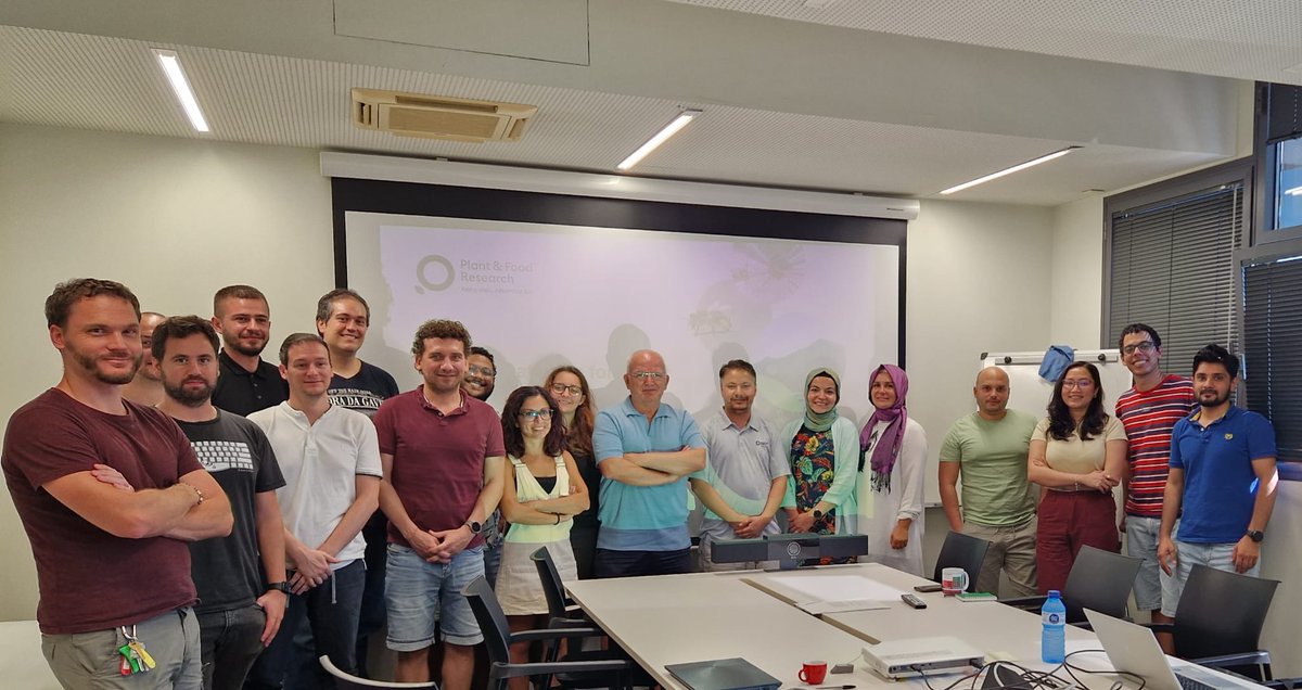 merkoci_group's tweet photo. We thank Dr. Roshan Khadka, a material scientist working at a #CrownResearchInstitute in #NewZealand, for his visit and interesting #talk today at @icn2nano!!!
#Nanocellulose #Nanoscience #Nanomaterials @ArbenMerkoci #VoC #Smart #Electronics #Smell #Sensors #Science #Visitors https://t.co/jfSAnp8OjA