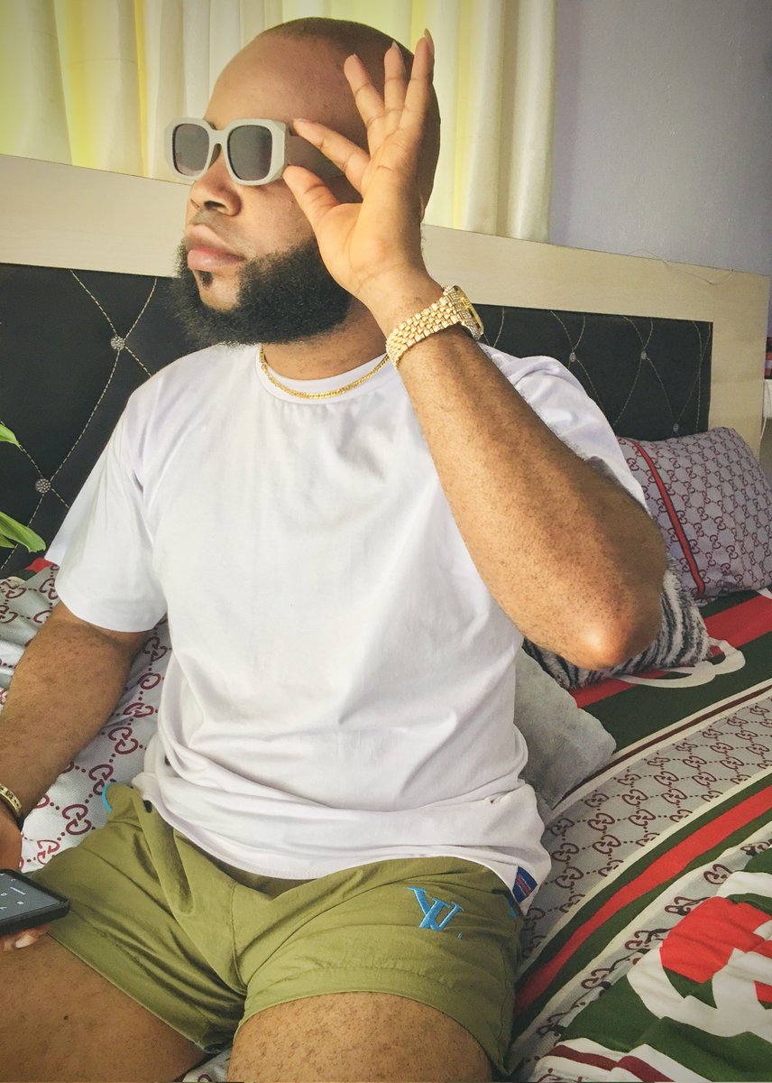 He is a wise man who does not grieve for the things which he has not, but rejoices for those which he has.” – Epictetus

 #WelcomeToBrazilBecky #V5LegacyOneEpicFinale #fridaymorning