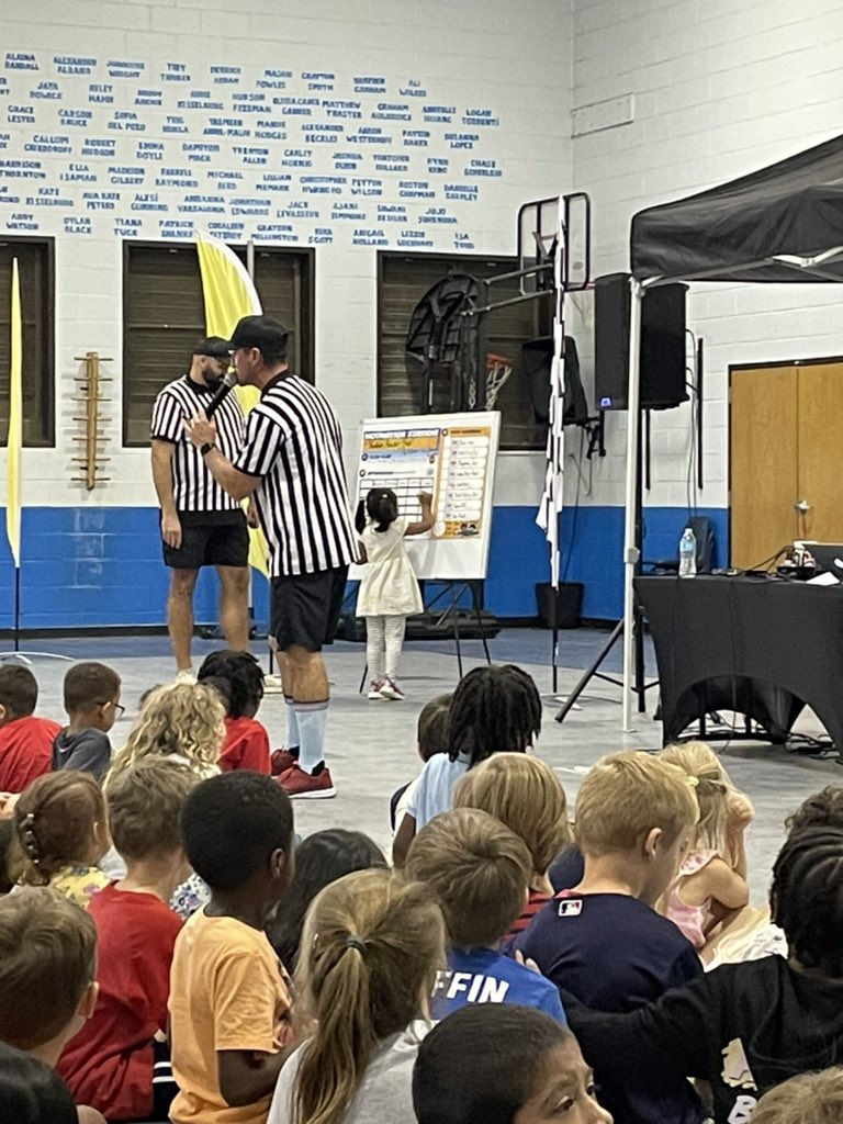 VaughanKinder's tweet photo. Vaughan Kinders had so much fun at the Rocket Blast kickoff pep rally.  We are ready to raise some money to help our school! #soaron https://t.co/jOZqdbVJFP