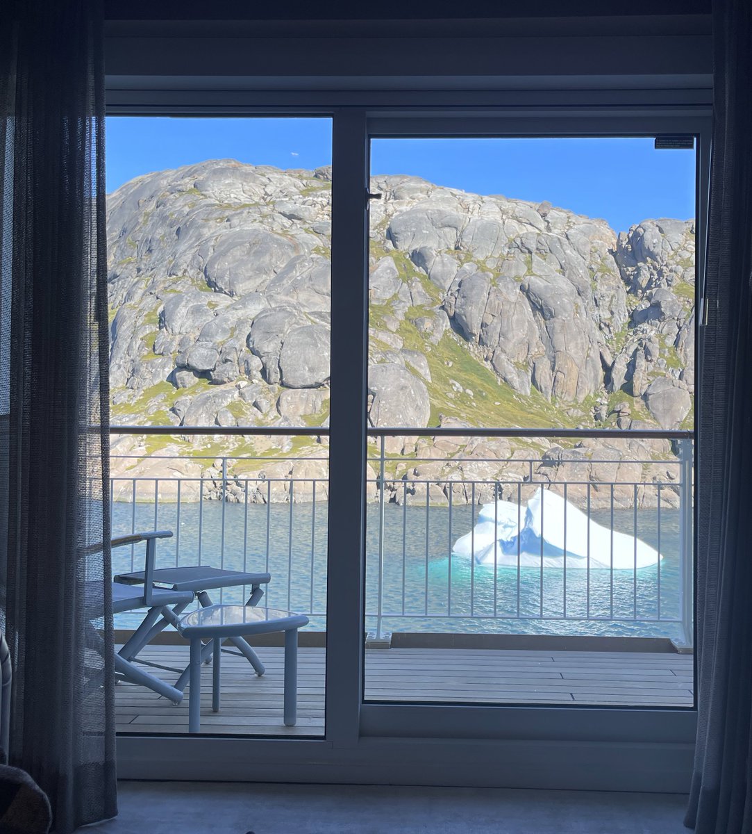 I don’t need a big house.
I don’t need a fancy car.
I don’t need fancy clothes.

I need to be able to travel and see the world and do it in a way that is exactly the way I want to do. That’s my number one reason ‘why’ right now. 

What’s yours?

(photo of balcony view of a cutie