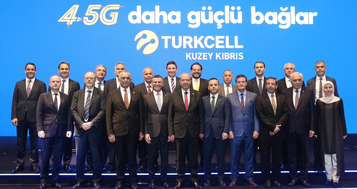 KKTCELL's tweet photo. Yaşama değer katan lider teknoloji şirketi olma vizyonuyla 24 yıldır hizmet veren Kuzey Kıbrıs Turkcell, 7 Eylül’de KKTC’yi 4.5G teknolojisi ile buluşturan ilk operatör oldu. Kuzey Kıbrıs Turkcell yöneticilerinin ev sahipliğinde; KKTC devlet erkanının ve Turkcell yöneticilerinin katıldığı törende 4.5G’ye geçiş yapan Kuzey Kıbrıs Turkcell, daha güçlü ve 10 kata kadar yüksek hızda mobil internet hizmeti sunacak.

Haberin devamı için ▶️ https://t.co/xO3kTGcCeX