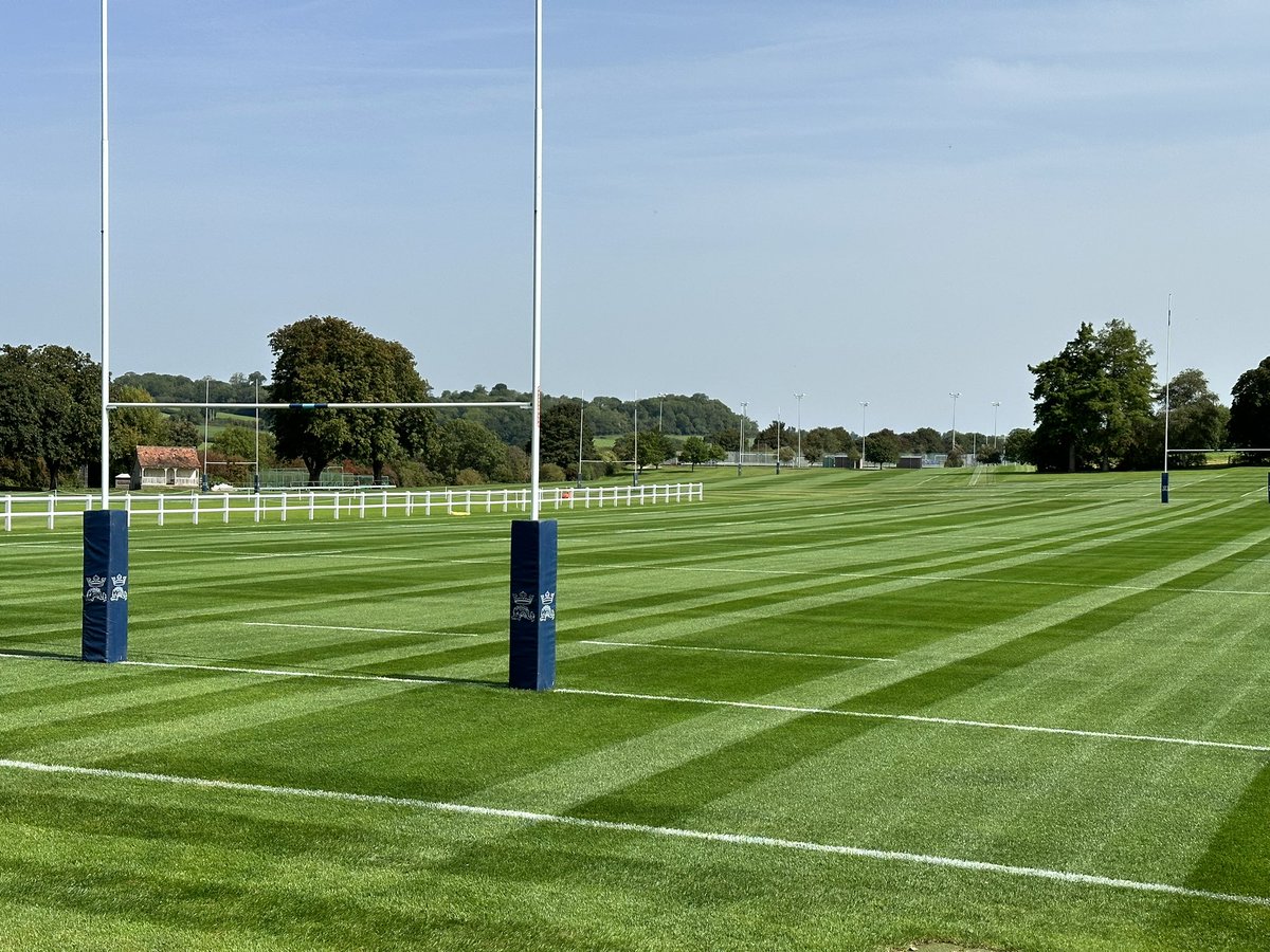 ksbgrounds's tweet photo. Tough week for the team in the heat. As usual Marcus, James, Sam and James have worked their magic. First block of fixtures tomorrow. @KingsBruton @ksbrugby @KSBSportDept #ChristmasTerm #MatchDay #TopTeam #GoodLuckKSB https://t.co/MnT6nqc3i7