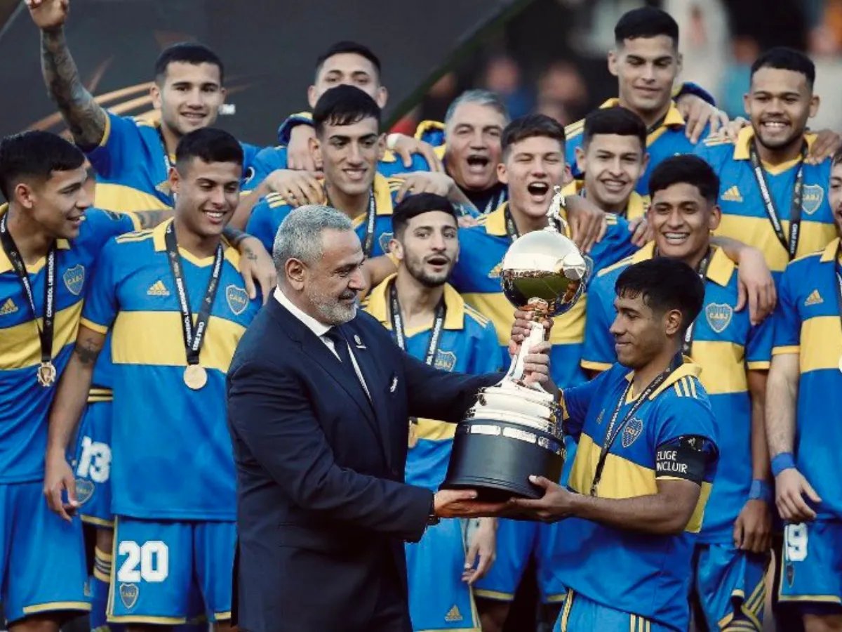 Este sábado - a las 16 y en La Bombonera -  juega la Sub-20 de Boca la Copa Intercontinental contra el AZ Alkmaar de Holanda. Es una buena excusa para armar un hilo sobre estos chicos que tan bien están representando al club desde hace años. 
Empezamos:
